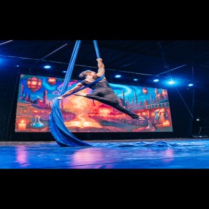 Acrobate aérienne