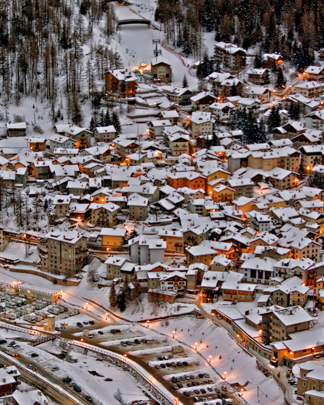 DJs H/F recherchés – Nombreux événements dans les Alpes – Hiver 2026/2027